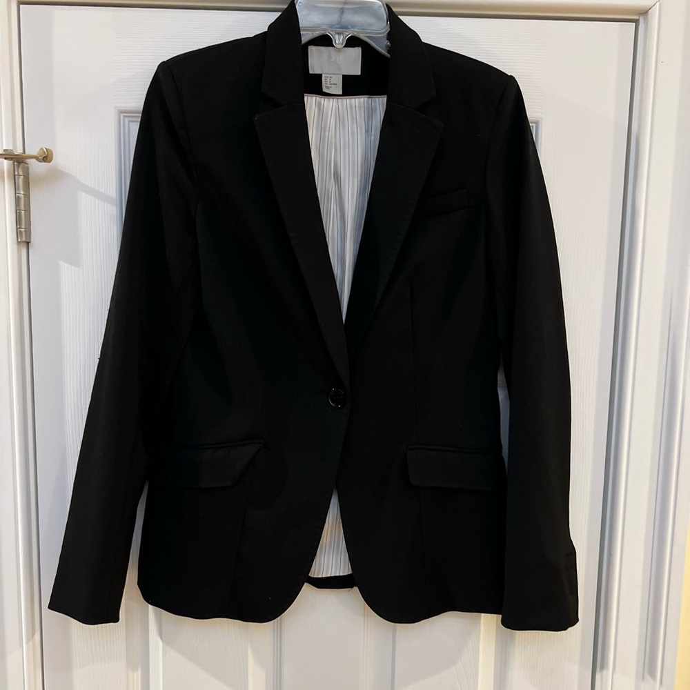 Men's Size Medium "H&M" Elegant Black Blazer GUC ❤️